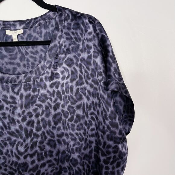 Joie Medium M Blue Joann C Animal Print Silk Tunic Top Scoop Neck Short Sleeve - Picture 3 of 8
